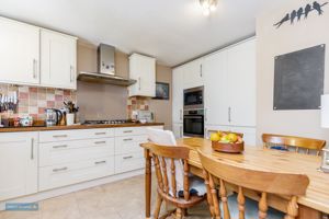 Kitchen/Diner- click for photo gallery